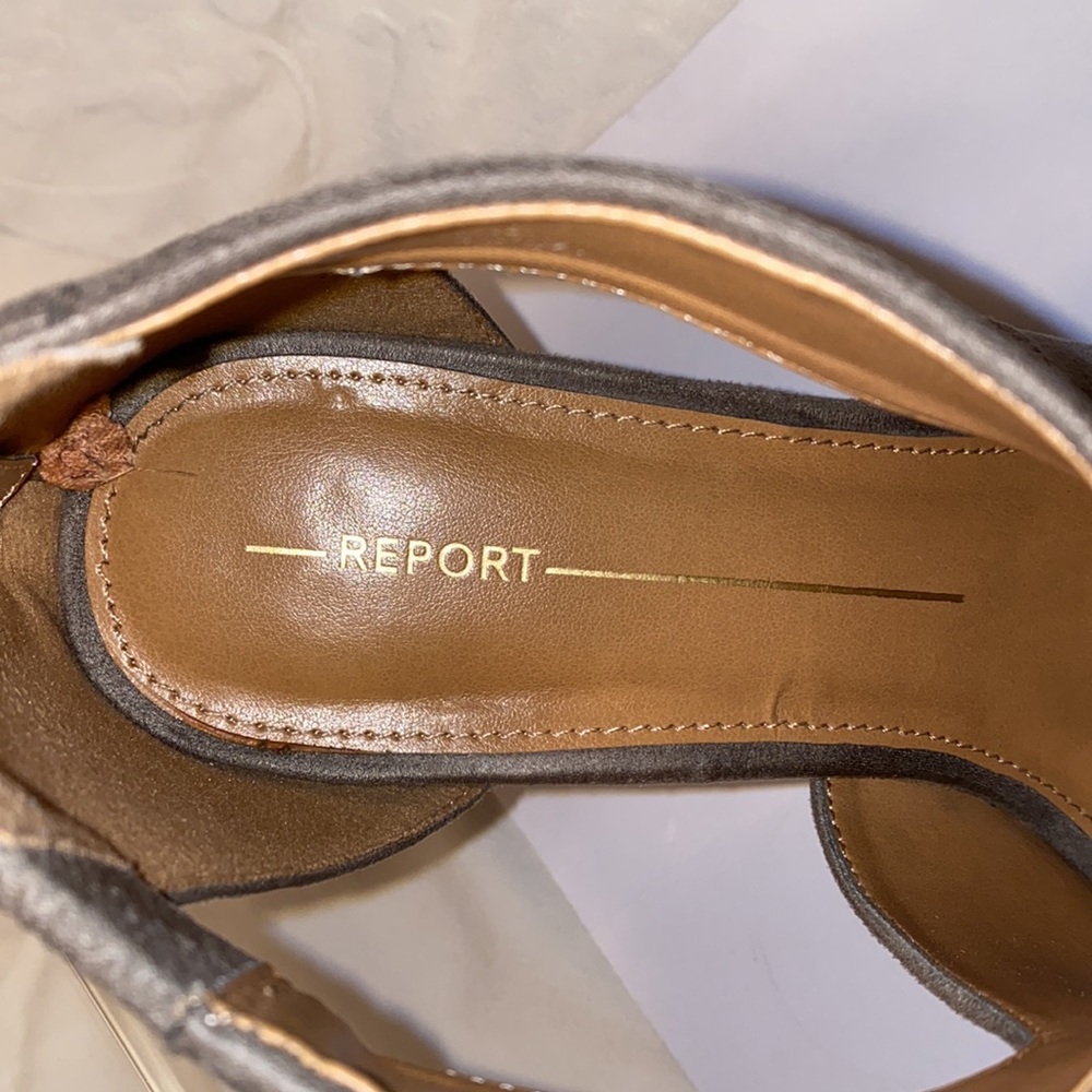 Euc Report Size 10 Gray Suede, Open Toed Shoes Wi… - image 2